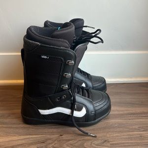 VANS women’s snowboarding boots